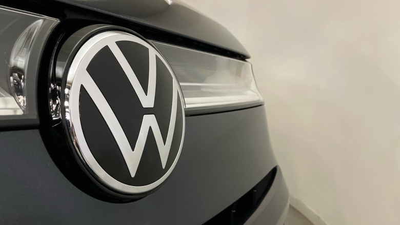 Volkswagen Multivan 2.0 TDI Style 5dr LWB DSG Diesel Estate